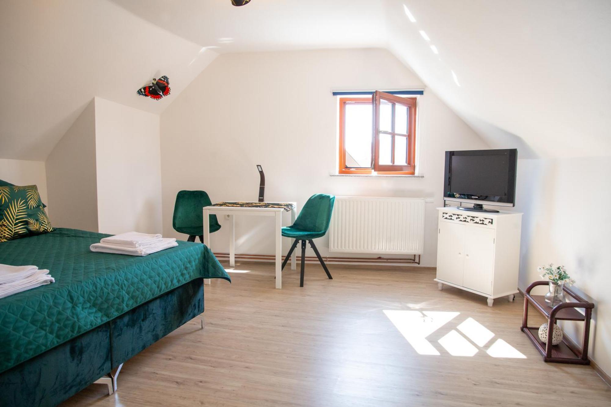 Rezidence Plesivec - Rodinny Apartman S 3 Loznicemi Český Krumlov Eksteriør bilde