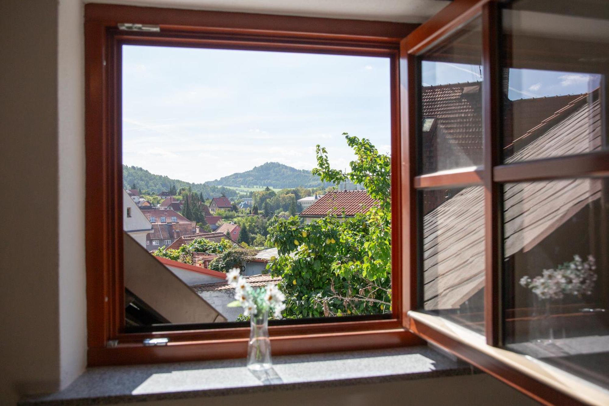 Rezidence Plesivec - Rodinny Apartman S 3 Loznicemi Český Krumlov Eksteriør bilde